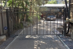drivewaygatedouble0009