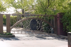 drivewaygatesingle0007